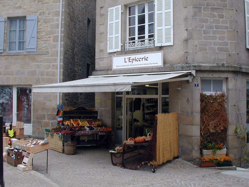 Épicerie in Treignac 